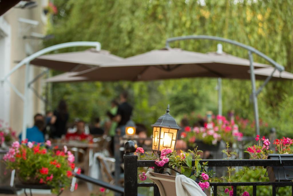 Logis Hotel Restaurant Auberge De L'Espinouse Fraisse-sur-Agout Eksteriør bilde